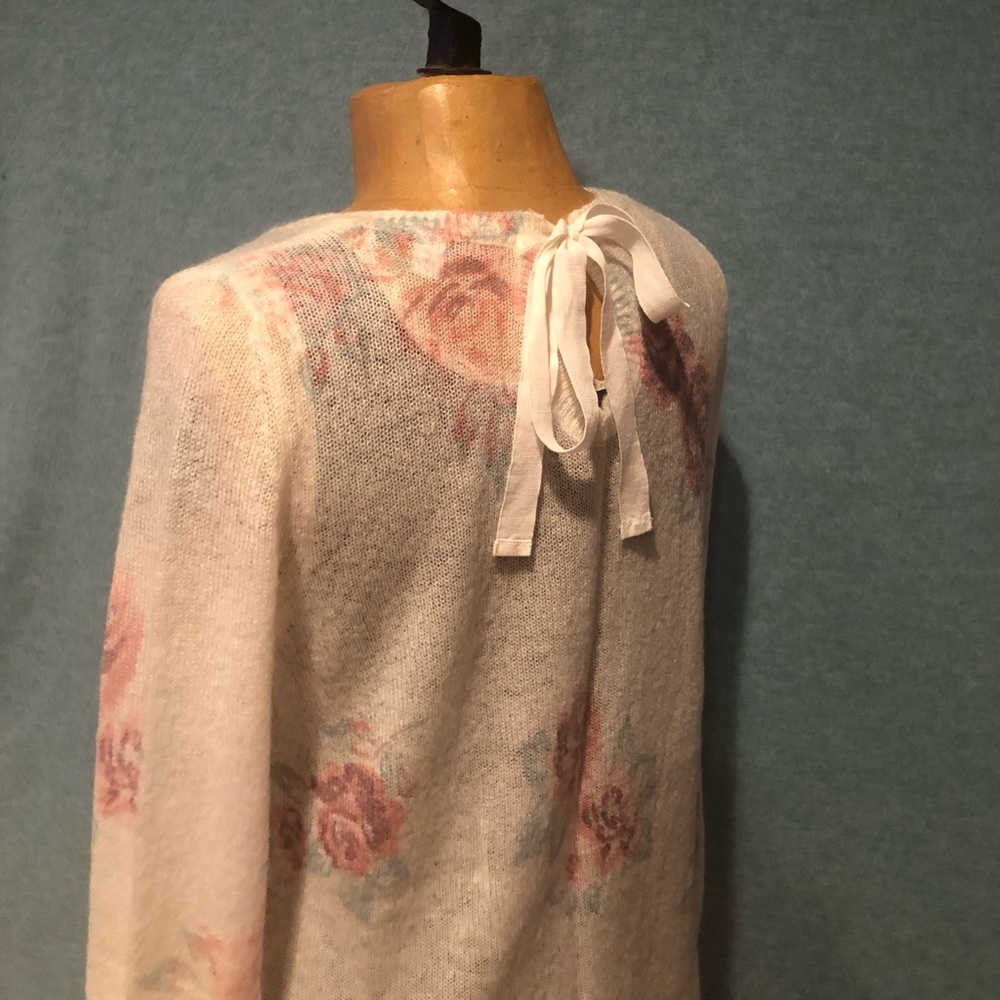 Lauren Conrad floral print sweater
